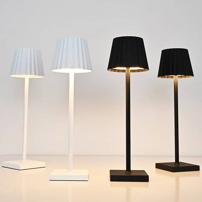 Lámpara de sobremesa inalámbrica - Lámpara de diseño con 3 intensidades de  luz.